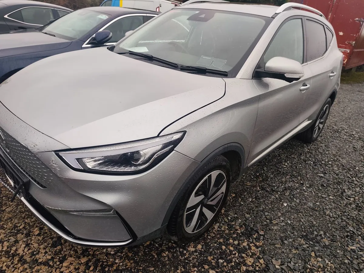 2023 mg zs - Image 4