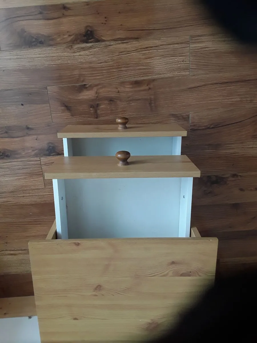 Small two draw Locker in excellent condition - Image 3