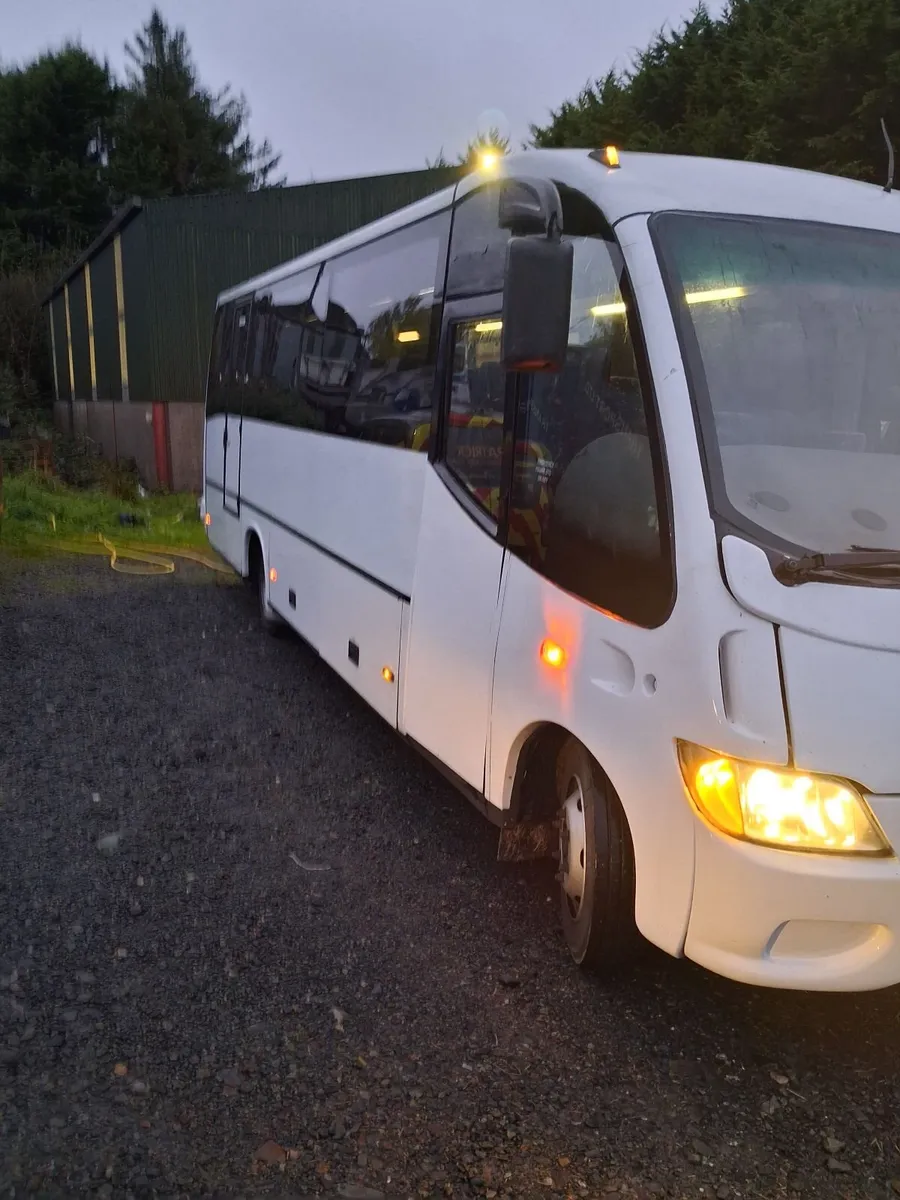 Mercedes-Benz Vario 2005 - Image 3