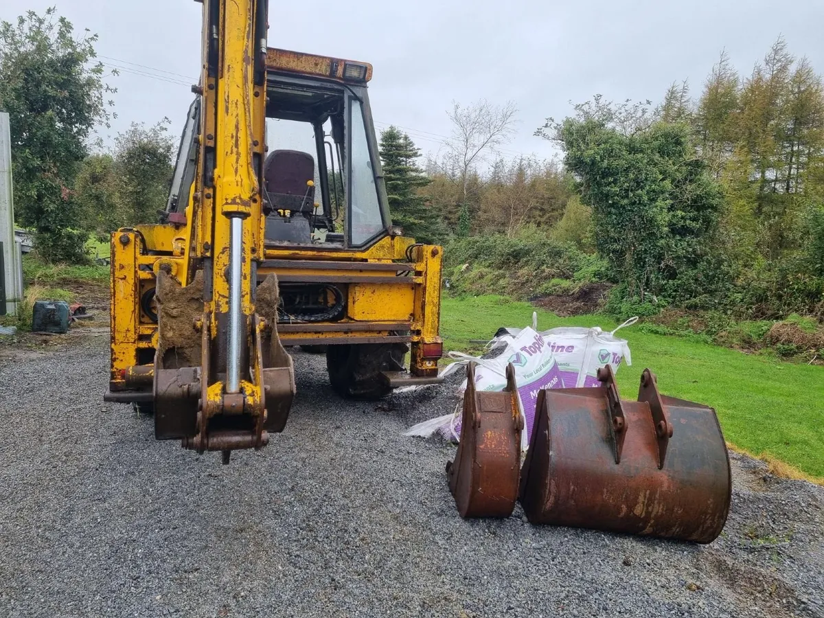 JCB 3CX - Image 3