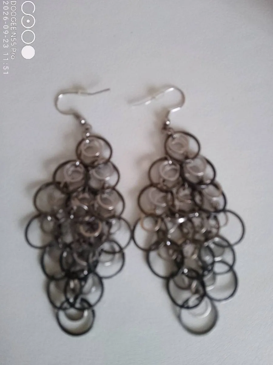 Women's Vintage Chandelier Earrings - Image 2