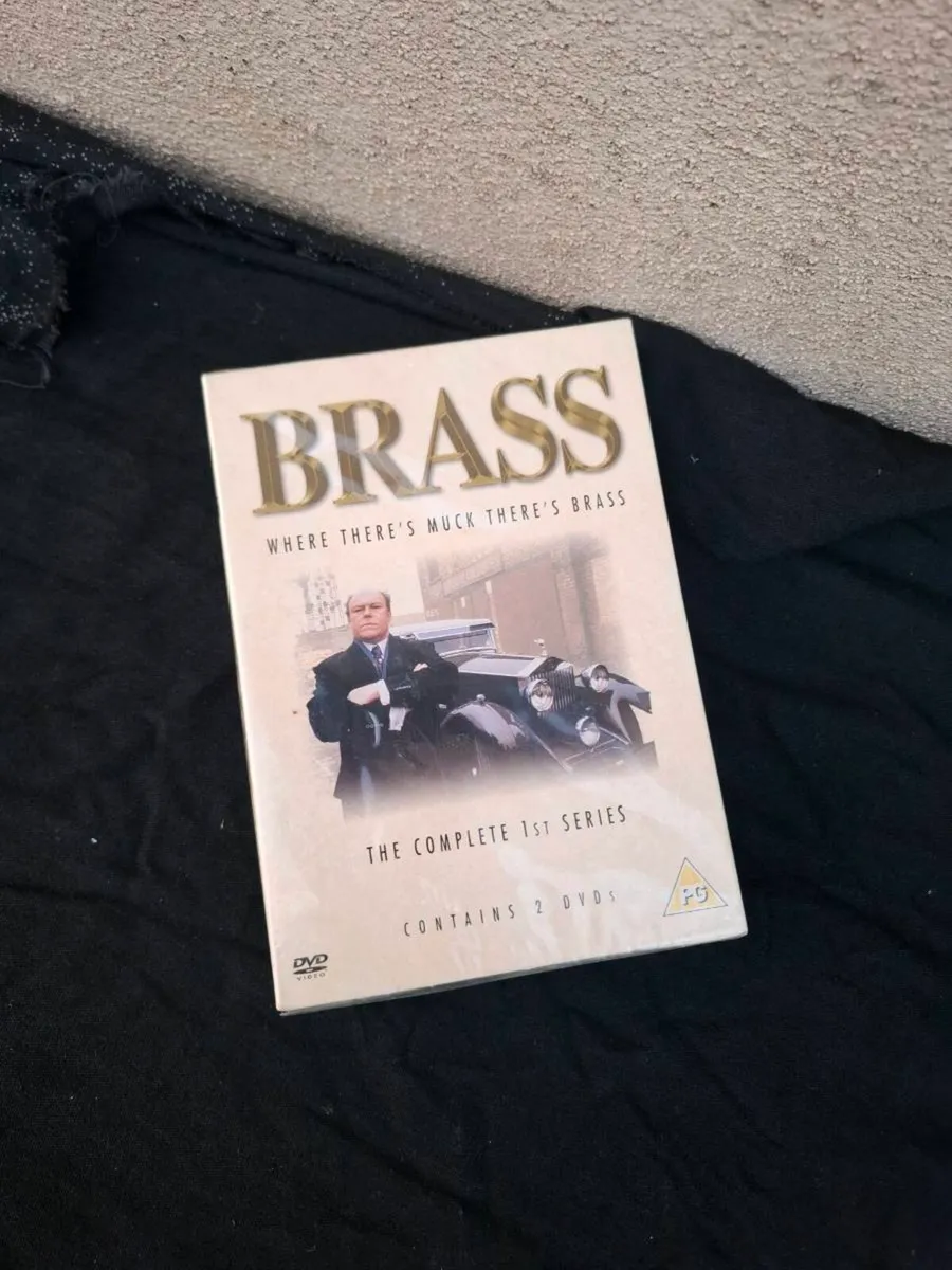 Brass dvd box - Image 1