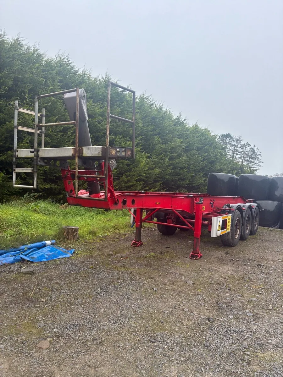 Schmitz 8.2 tipping chassis + ram - Image 1