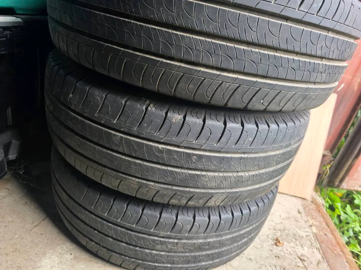 Nissan Primastar brand wheels and tyres - Image 4