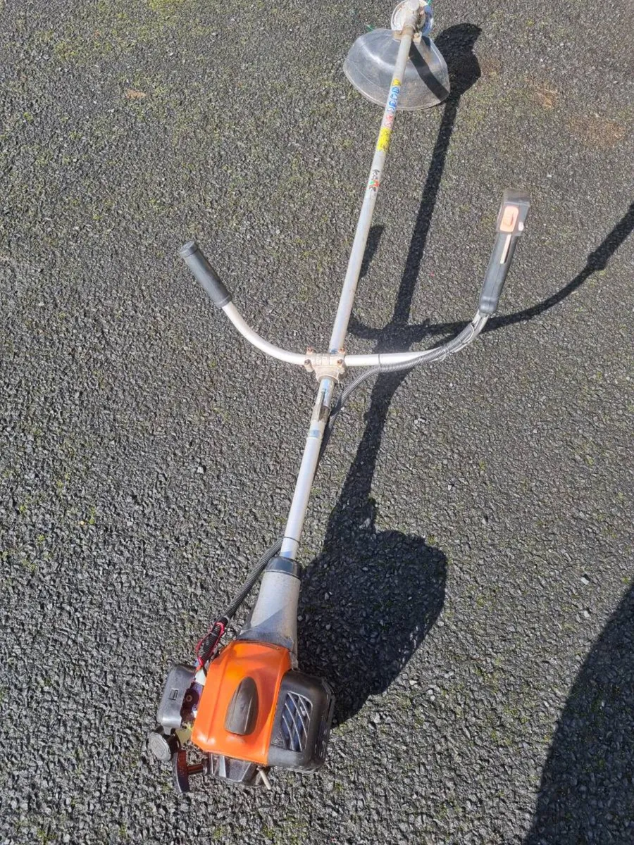 Grass strimmer - Image 2