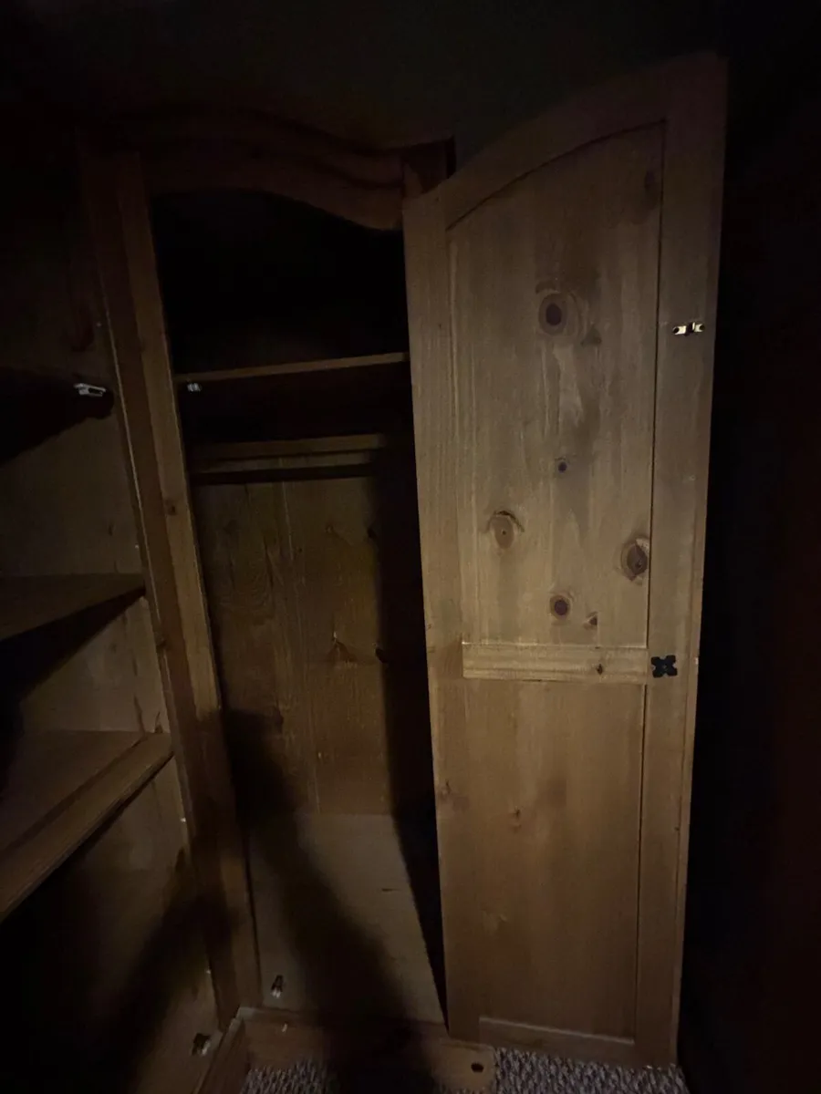 Wardrobes - Image 4