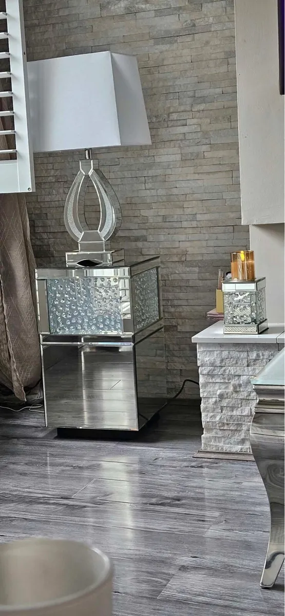 Coffee table, side tables, 3 seater couch - Image 1