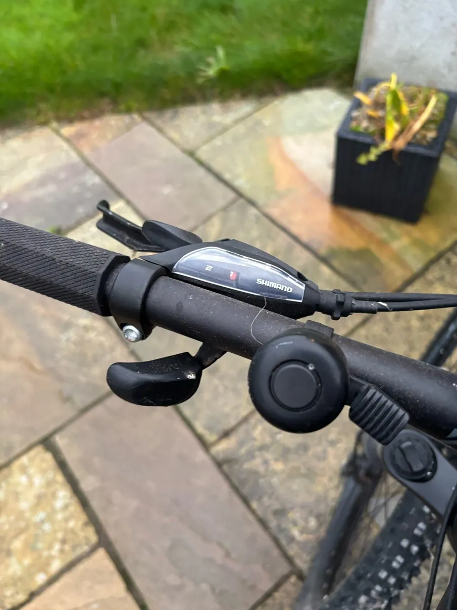 Mountain bike - Image 1