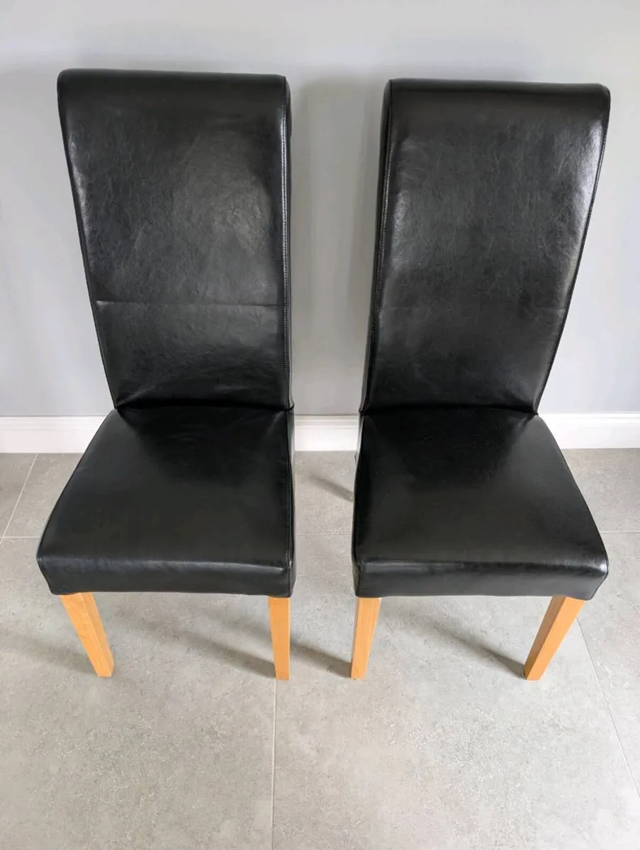 8 Kitchen chairs - Image 1