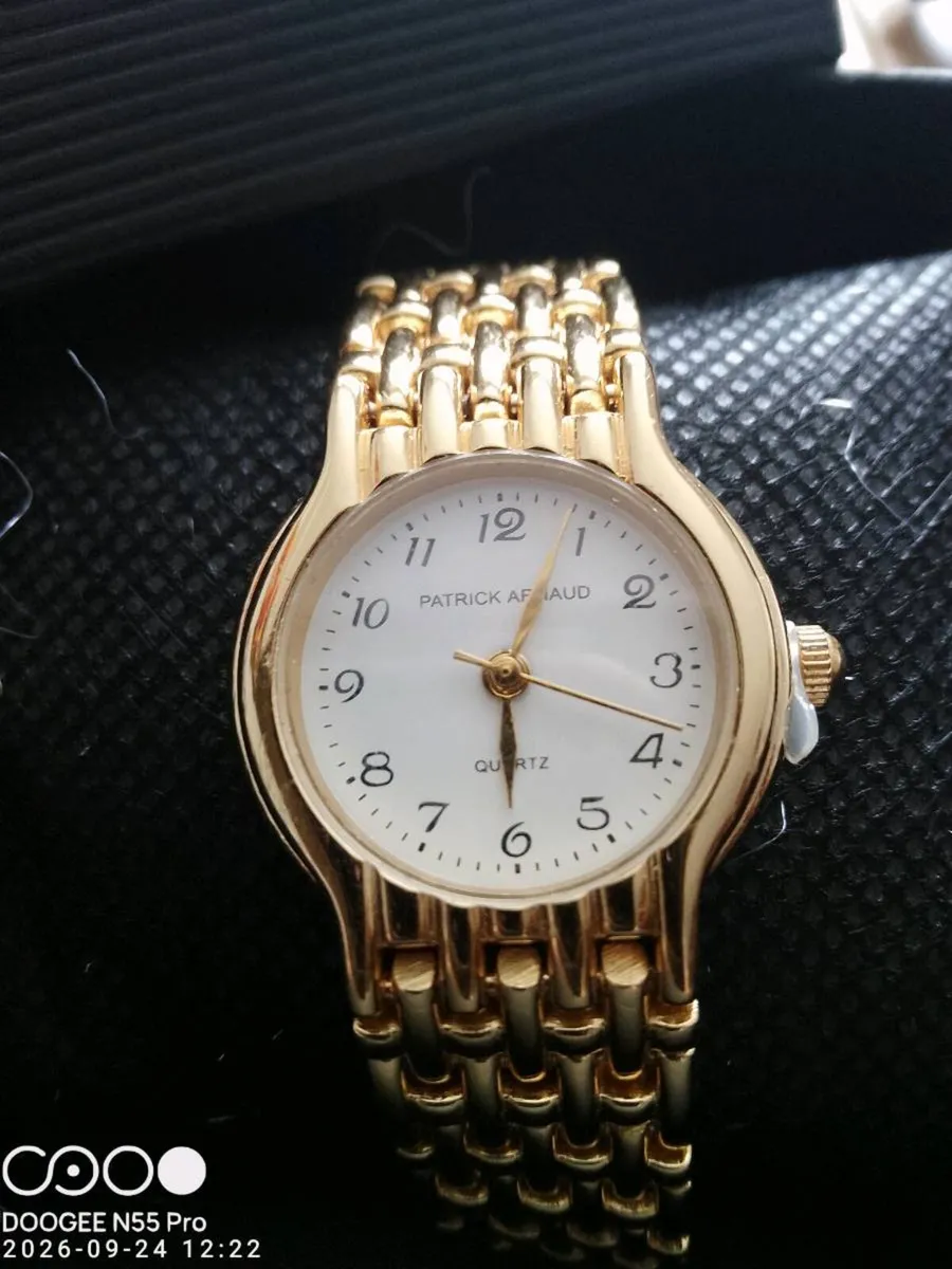 Women's Watch - Image 2
