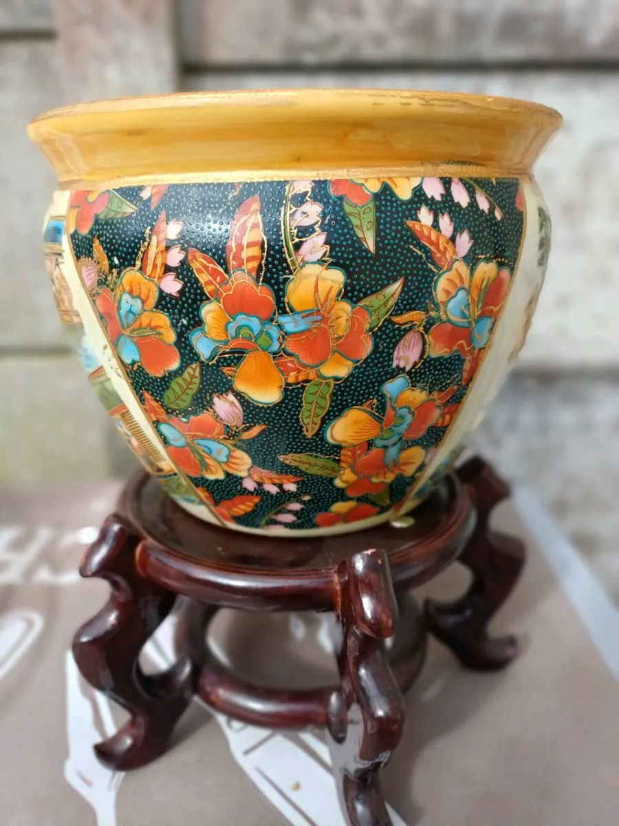 Vintage Chinese Plant Pot - Image 2