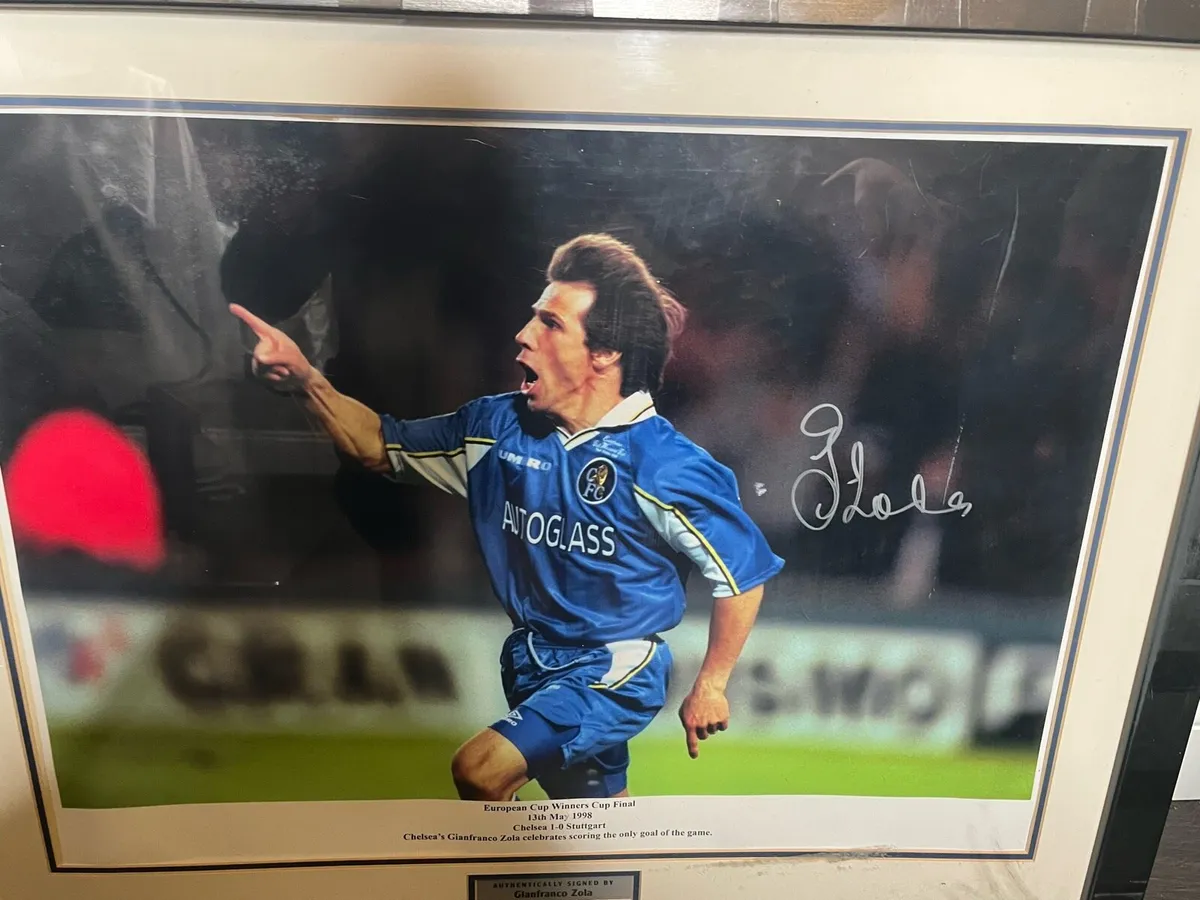 SIGNED GIANFRANCO ZOLA PICTURE FRAME - Image 4