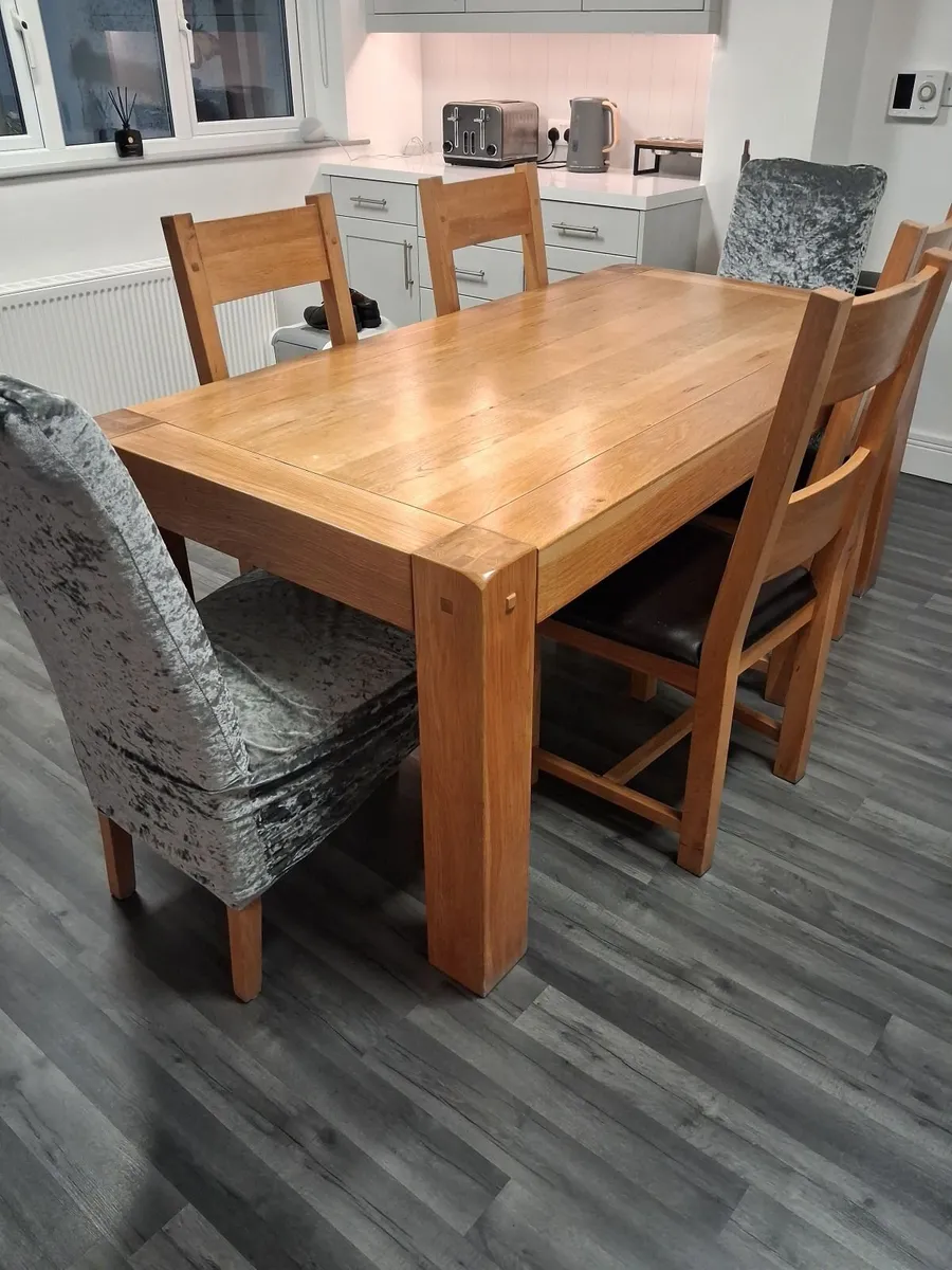 Table and Chairs X 6 - Image 3