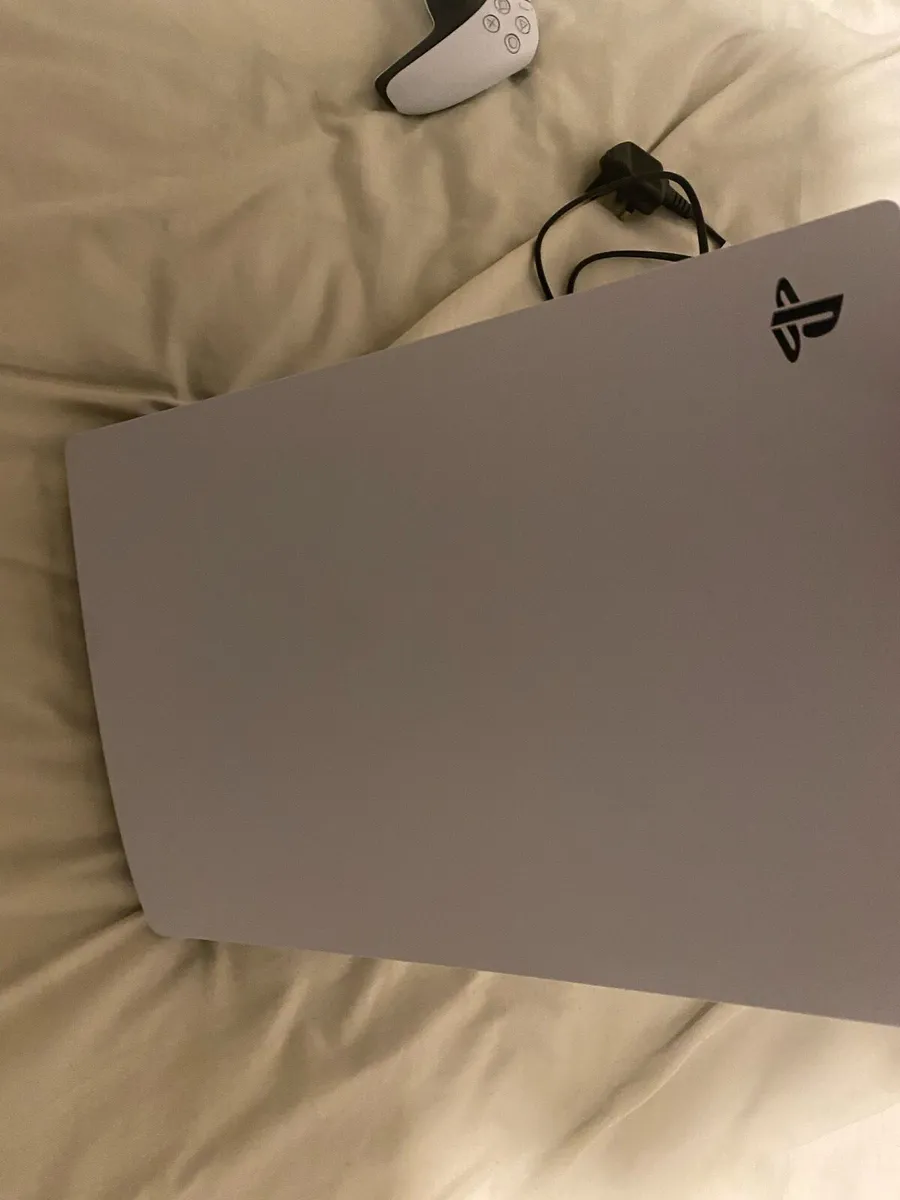 PlayStation 5 digital edition PS5 - Image 3