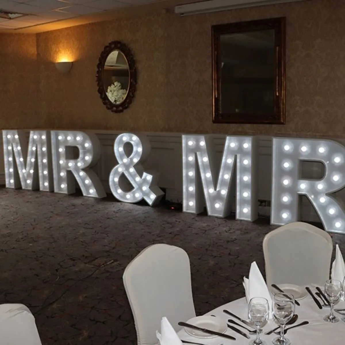 Light Up Letters Hire - LOVE, Mr & Mrs - Image 4