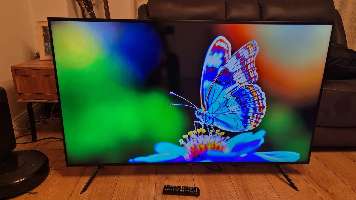 Samsung 55” 4K UHD Smart TV - Image 4