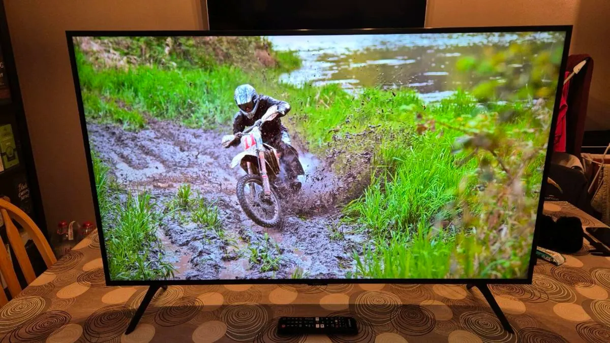 Samsung 43” 4K UHD Smart TV - Image 3