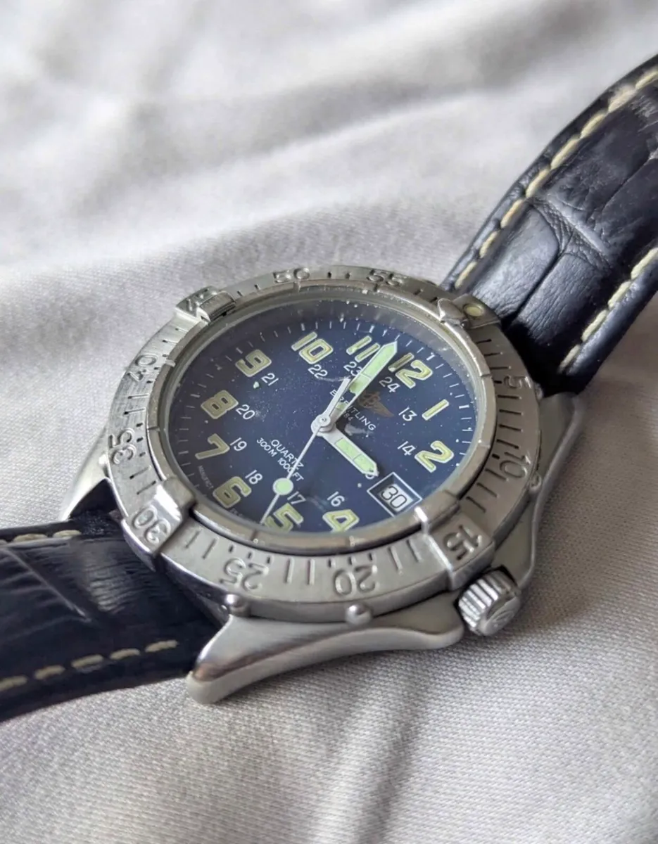 Breitling Colt Quartz A57035 - Image 2