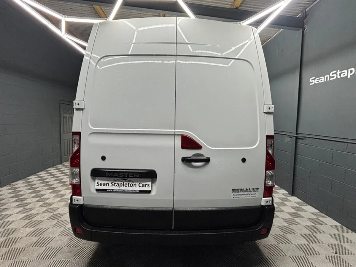 Renault Master FWD LM35 BLUE DCI 135 B BUSINESS - Image 3