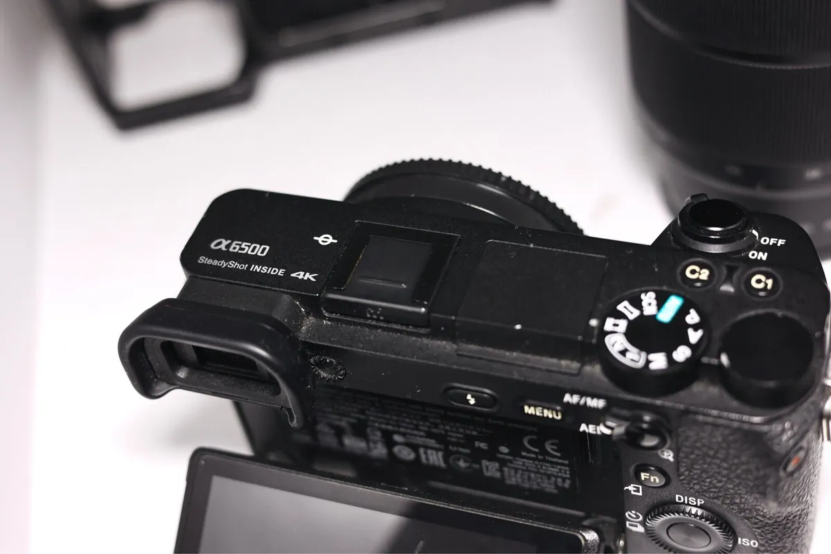 Sony a6500 and Somy 28-70mm lens in box - Image 3
