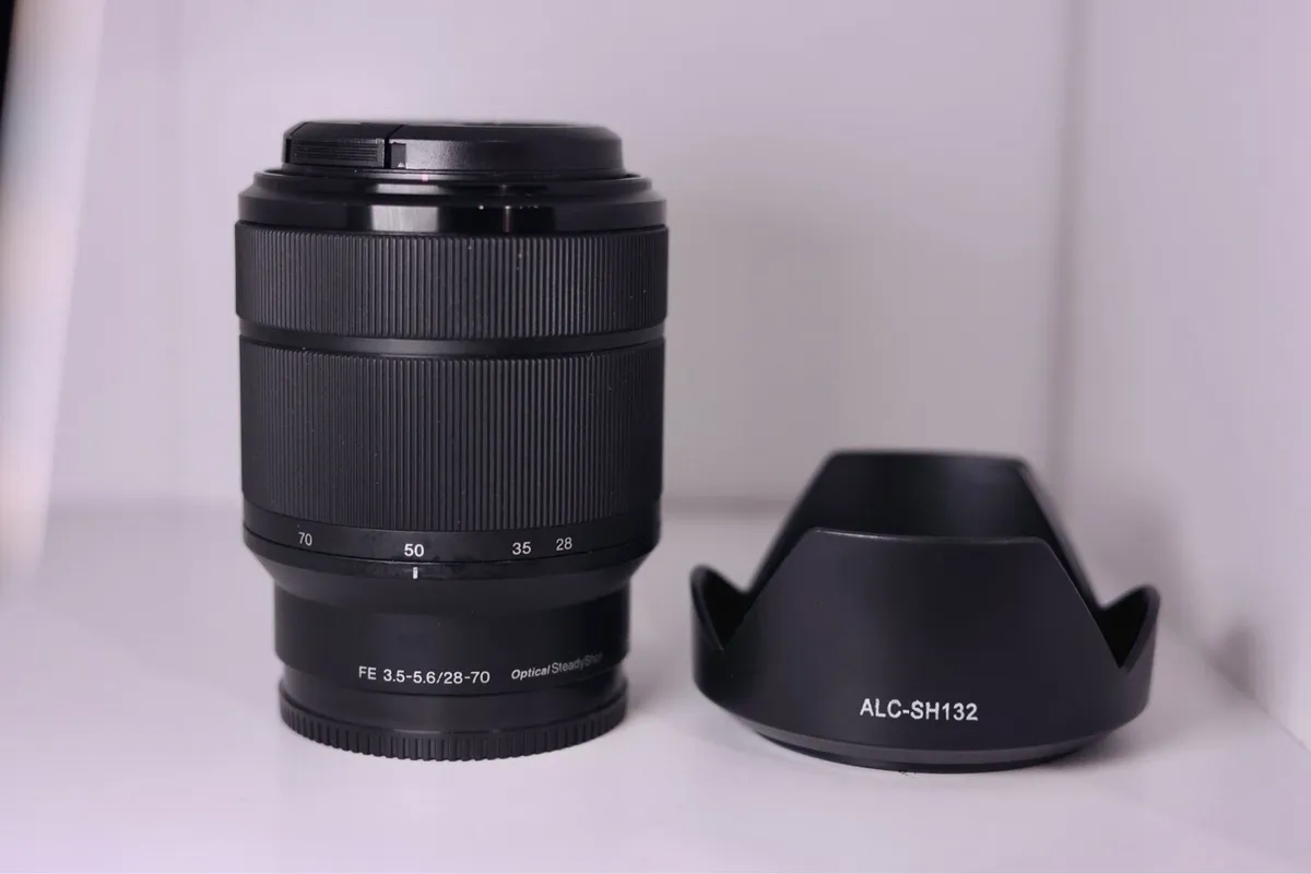 Sony FE 28-70mm f/3.5-5.6 OSS Lens – Sony E-Mount - Image 1