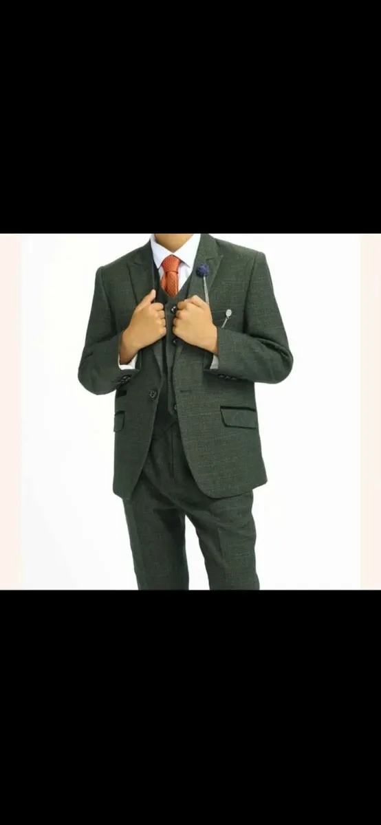 Boys 3 piece suit from cavani - Image 1