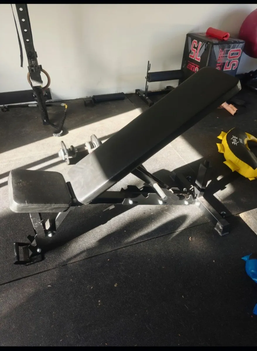 Weight Bench - Image 1