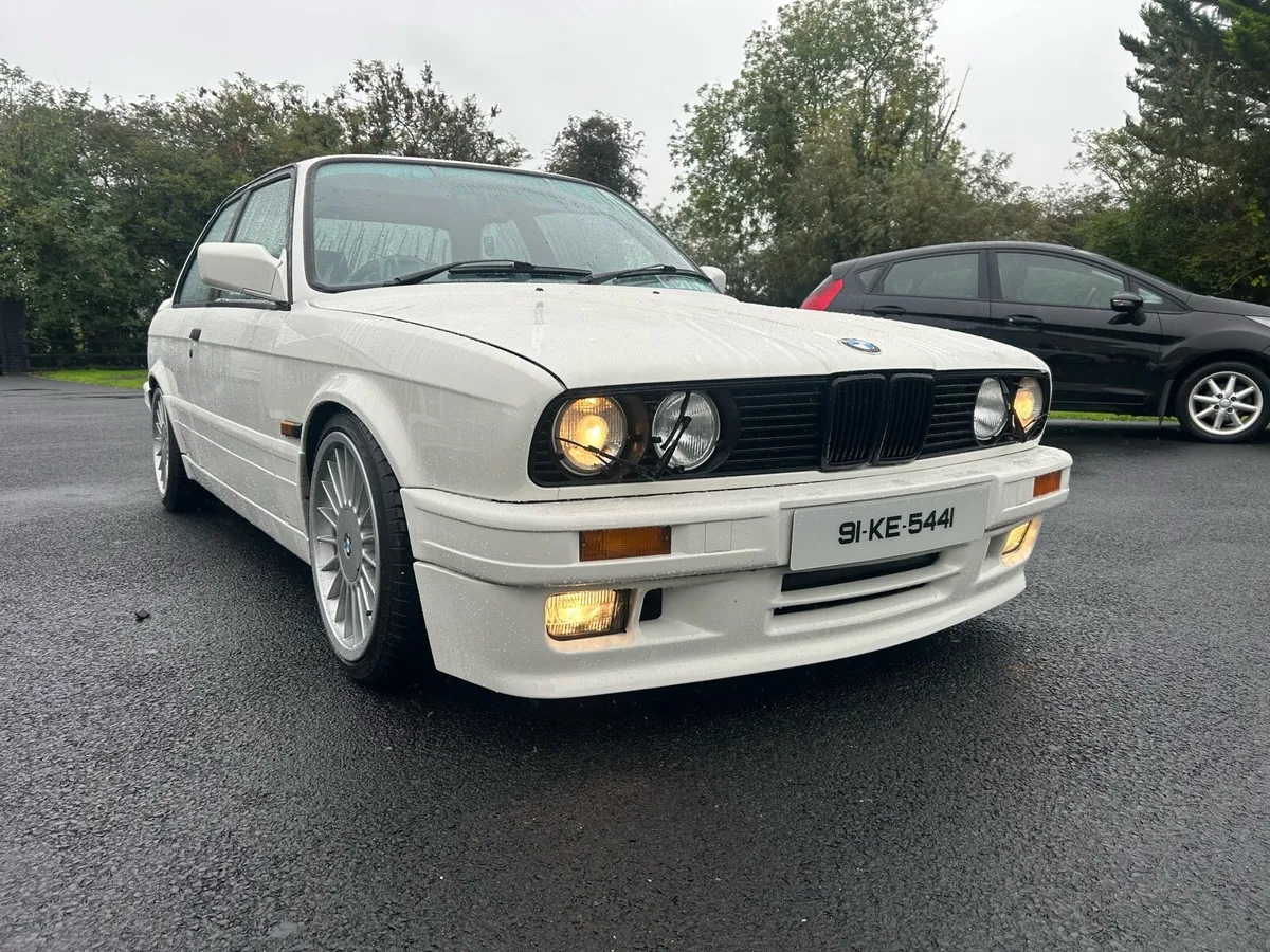 BMW e30 325i sport - Image 4