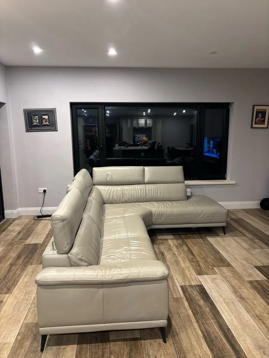 Leather Corner suite - Image 2
