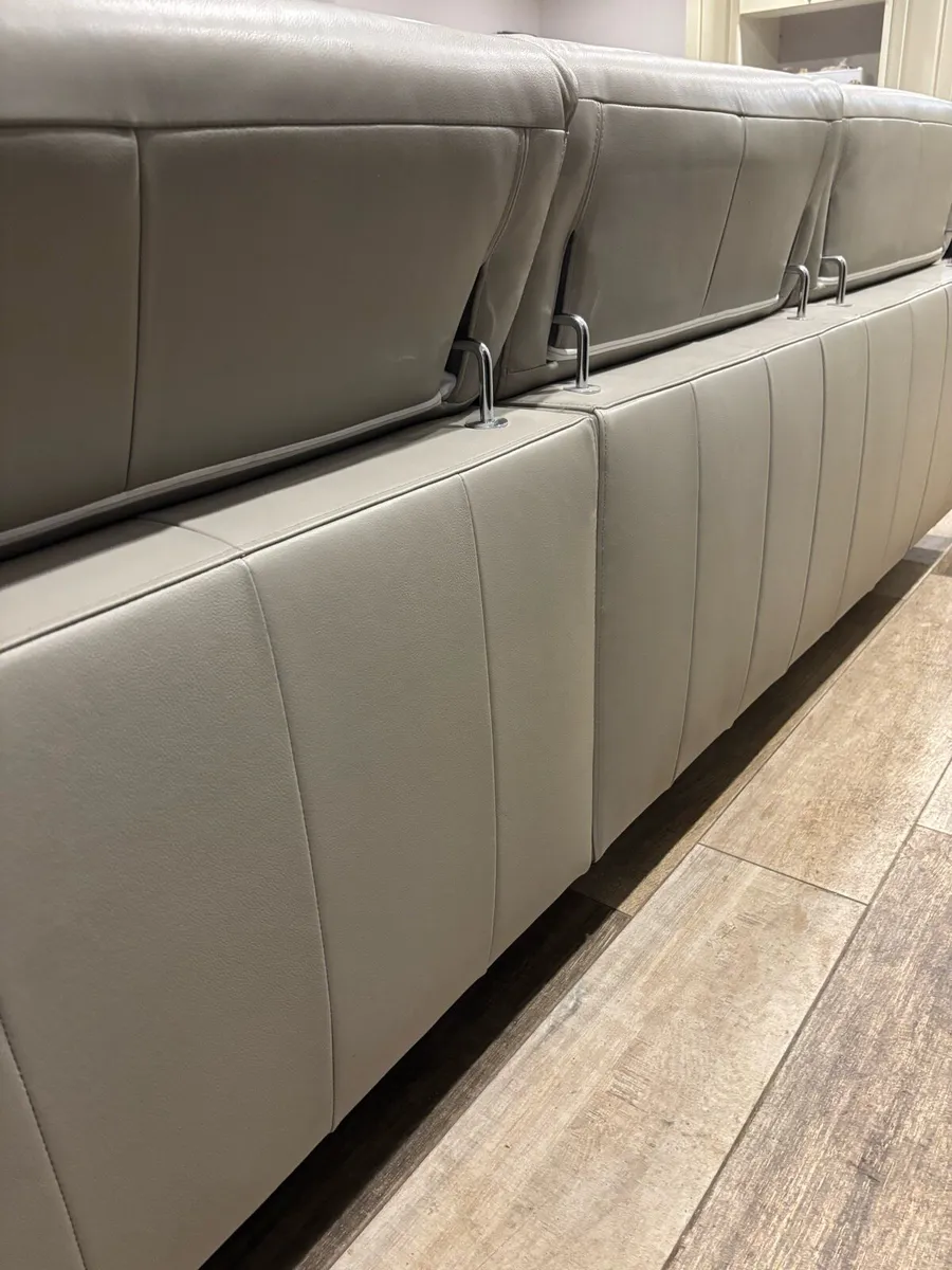 Leather Corner suite - Image 4