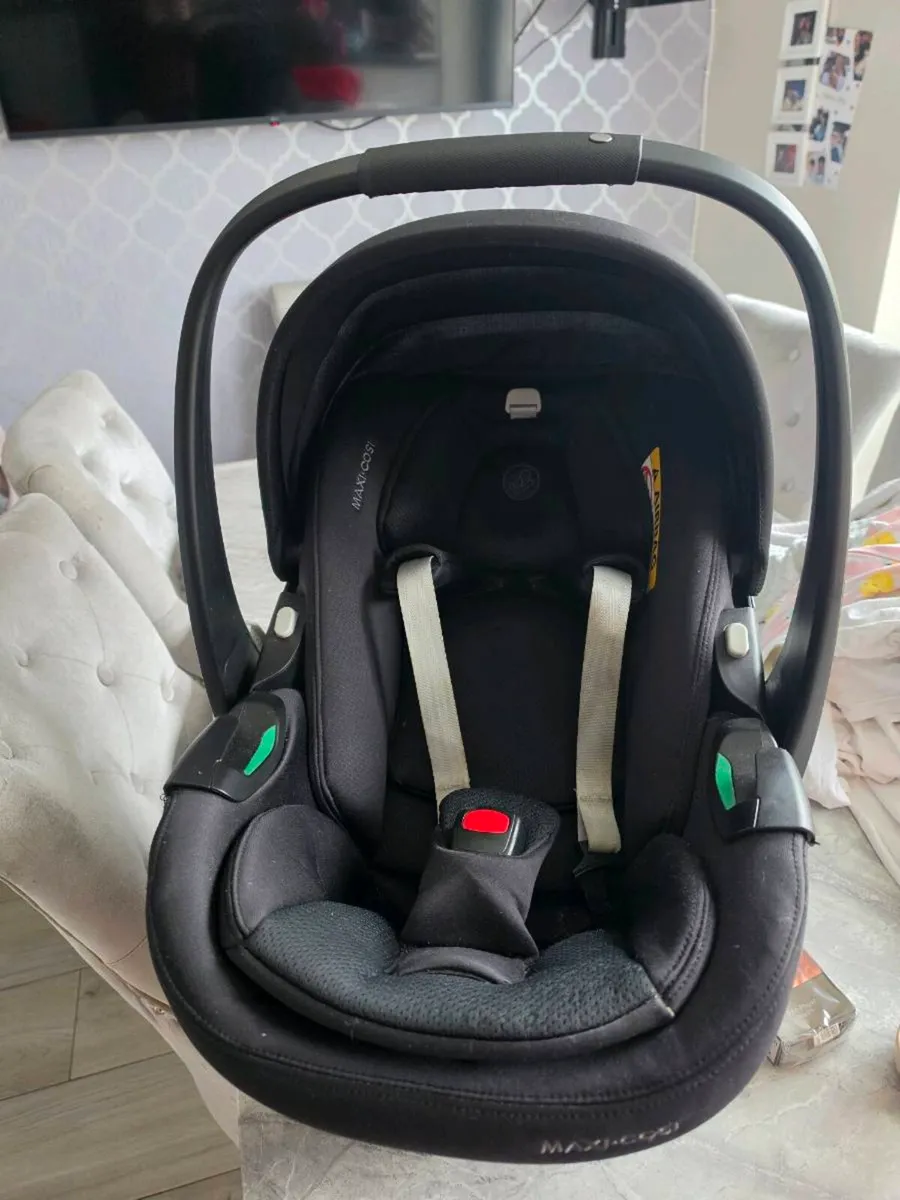 Maxi cosi pebble 360 pro black - Image 4