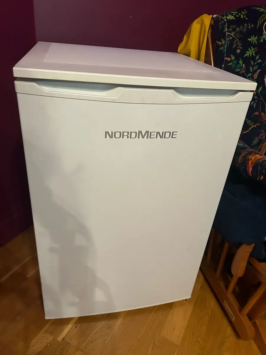 Normende under counter fridge - Image 1