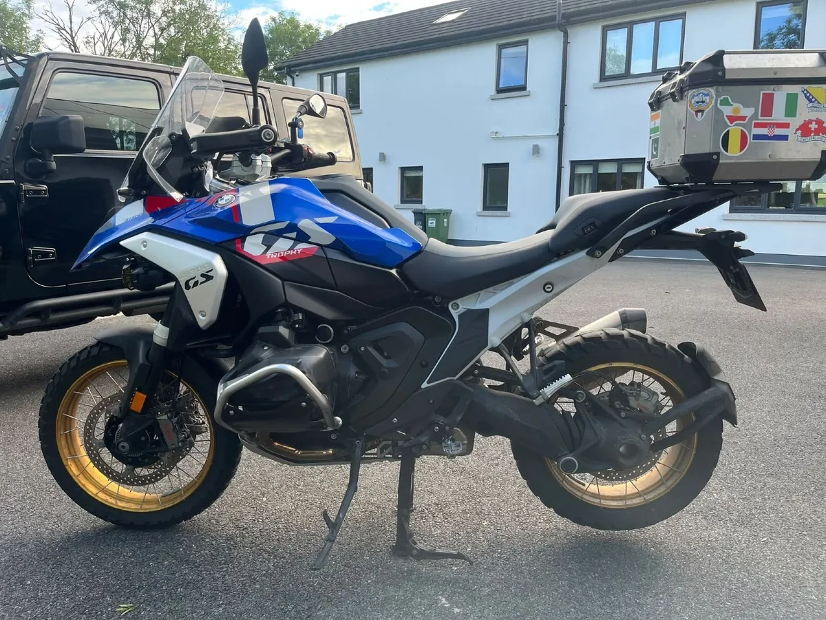 BMW R 1300 GS 2024 - 5,000 km's - Image 1