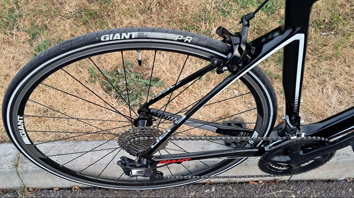GIANT DEFY Full CARBON - Image 4