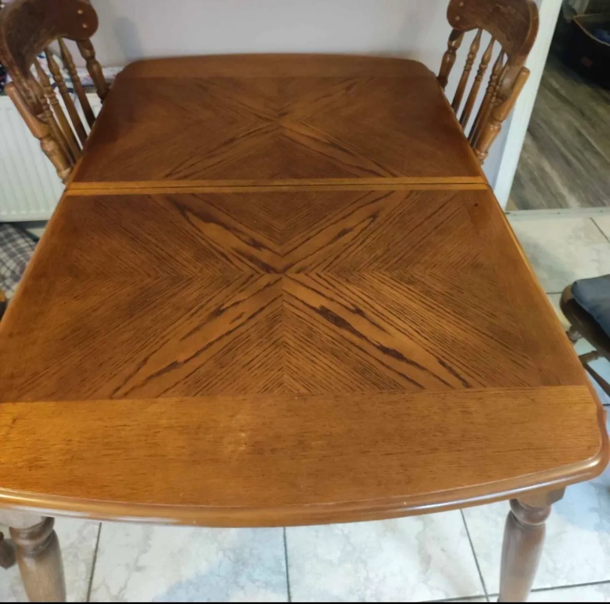 Dining table - Image 2