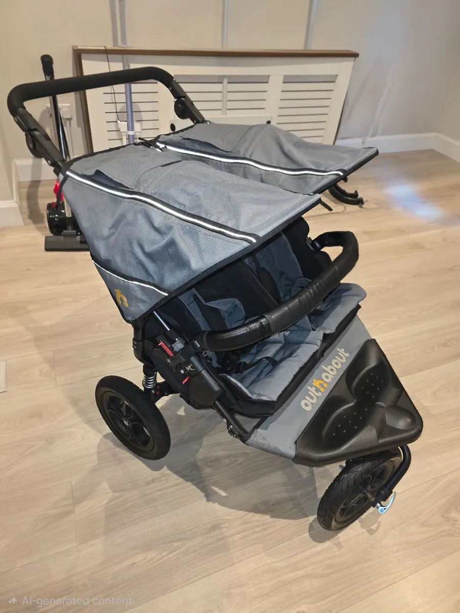 Out N About double stroller Immaculate - Image 1