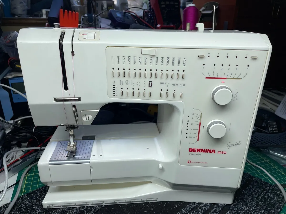 BERNINA 1130 Sewing Machine - Serviced - As New!!! - Image 1