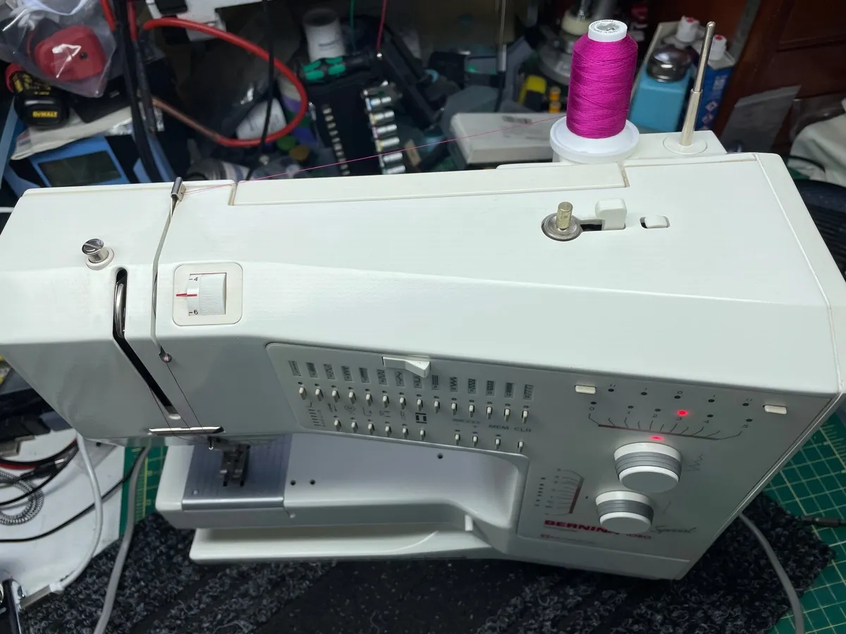 BERNINA 1130 Sewing Machine - Serviced - As New!!! - Image 4