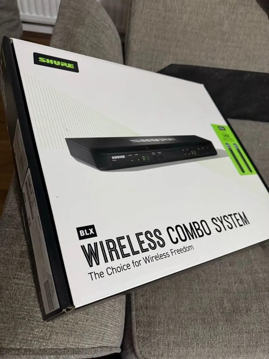 Shure BLX288E/SM58-M17 Wireless Combo System - Image 2