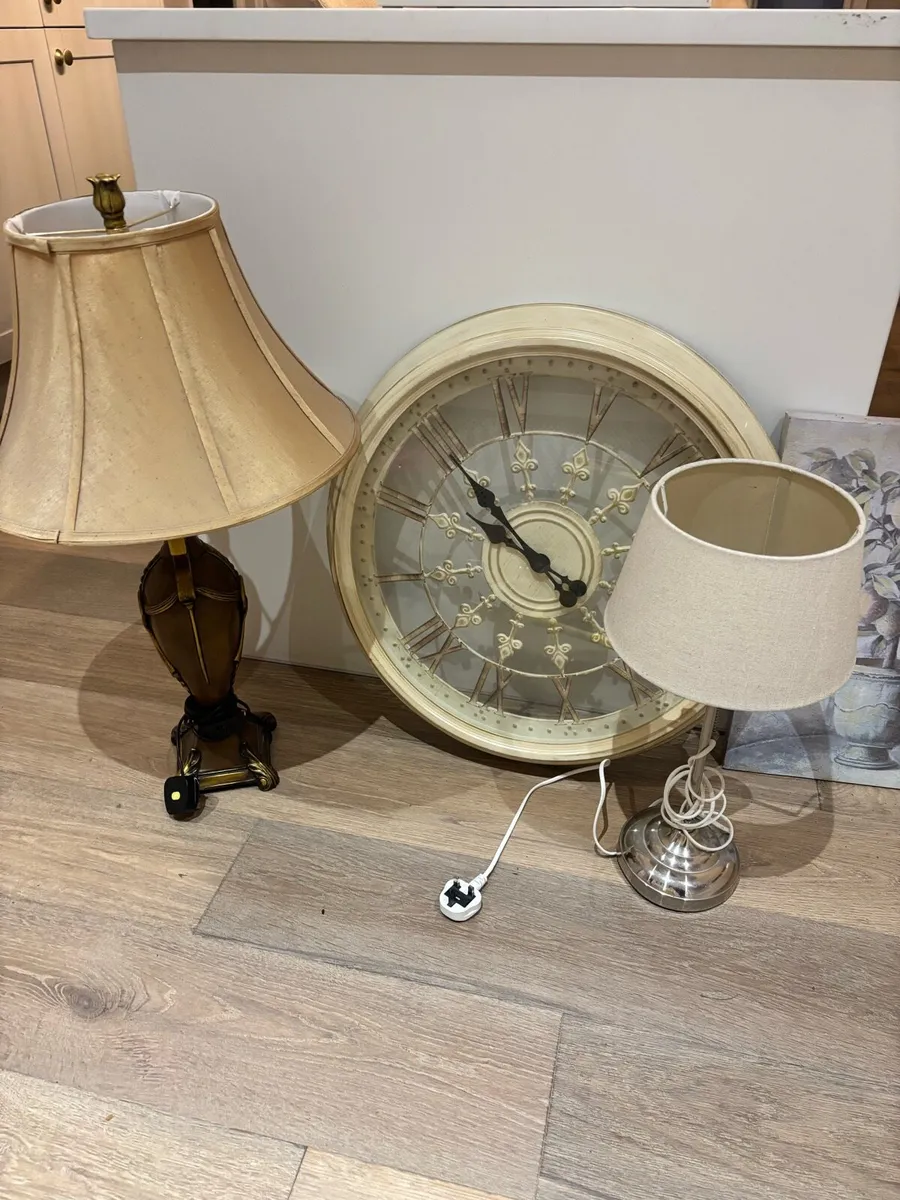 Lamps , clock and picture - Image 2