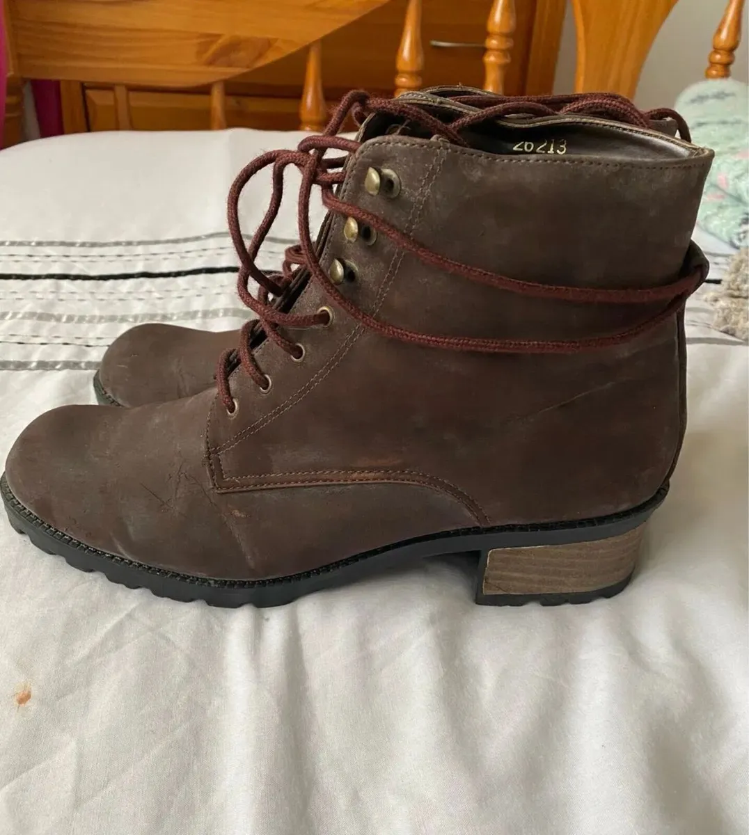 Wendel Ankle Boots, Size 40, Brown Suede - Image 1