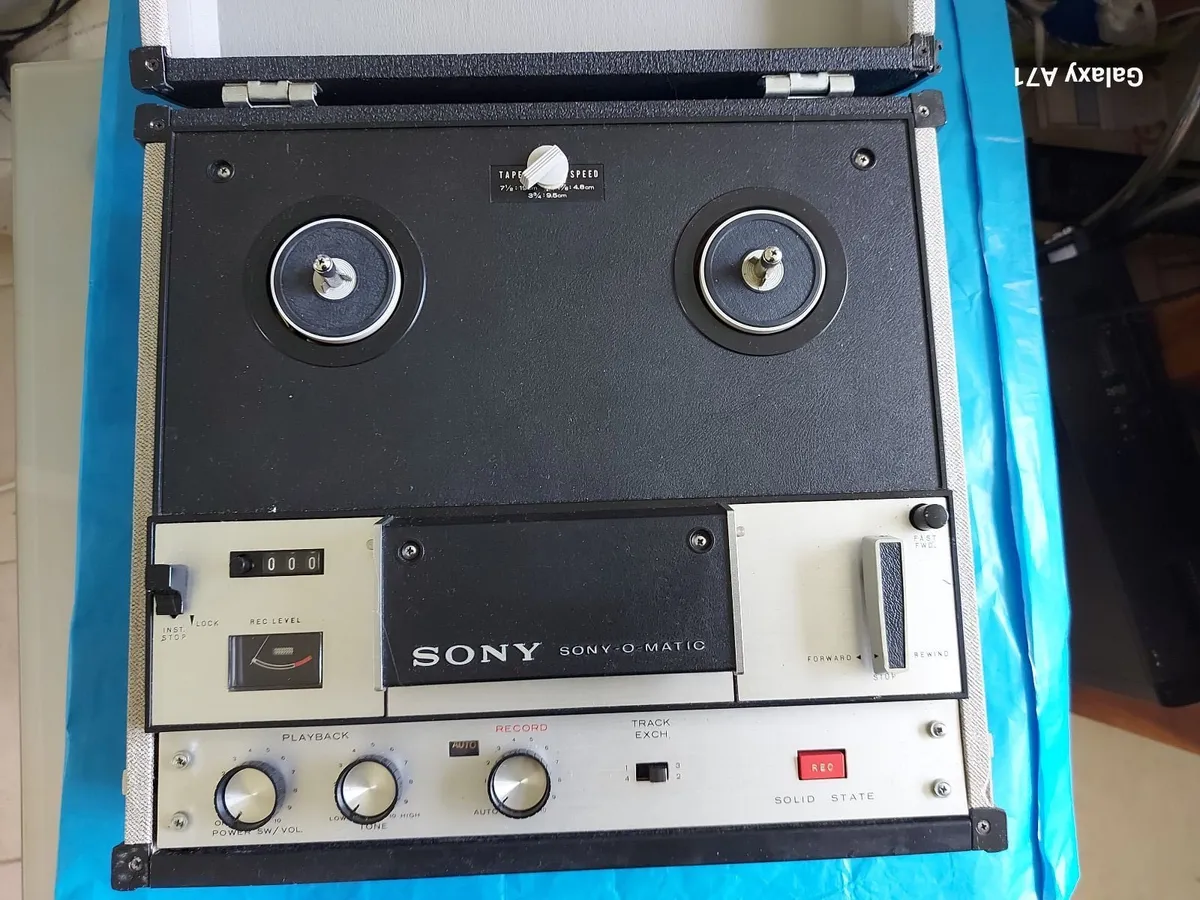 SONY TAPECORDER Model TC-105, in beautiful case an - Image 4