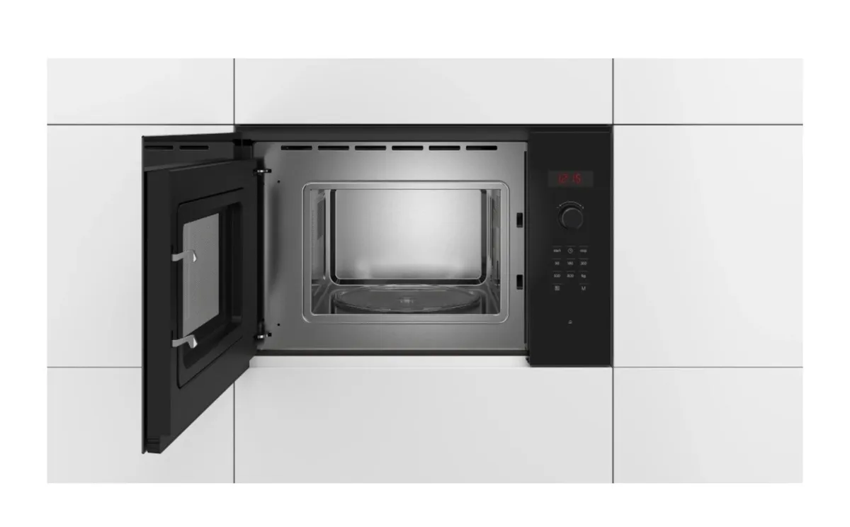 Built in microwave oven - Image 4
