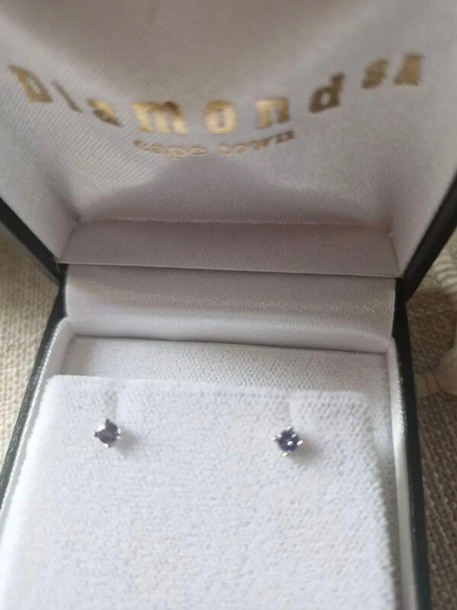 earrings - Image 2