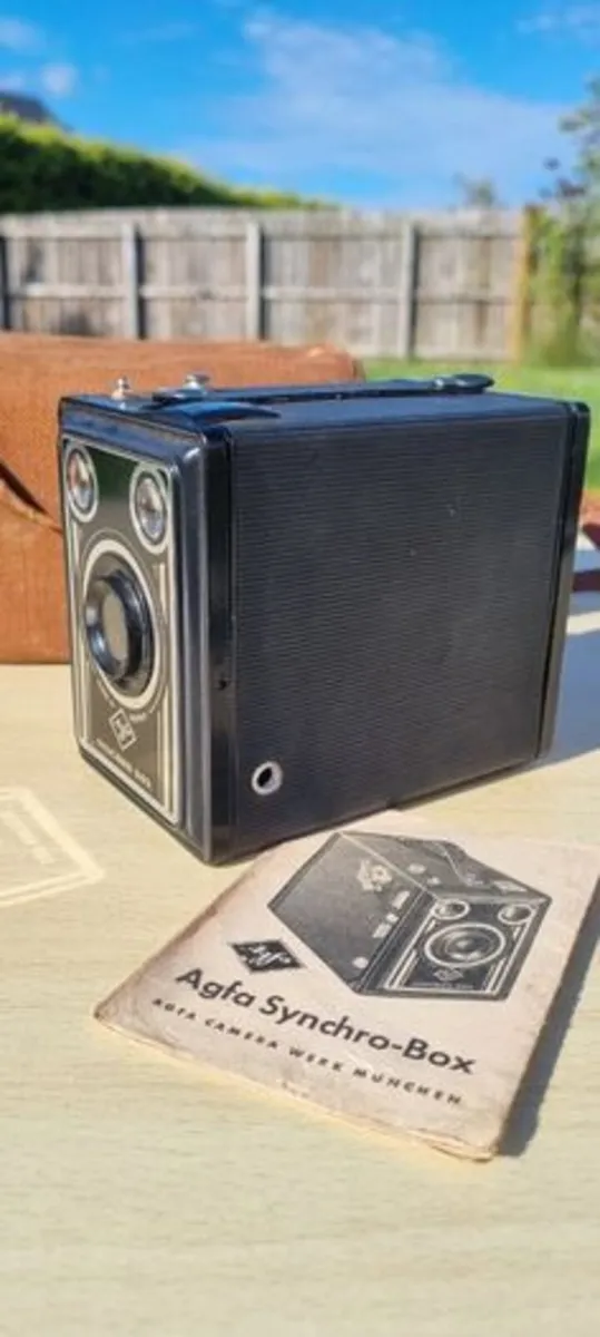 Vintage Agfa Synchro Box Camera - Image 3