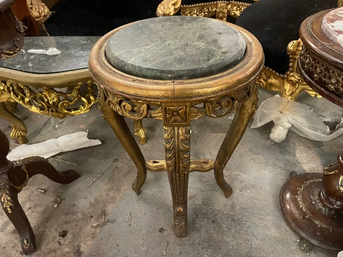 Old gilt gold marble topped table. - Image 2