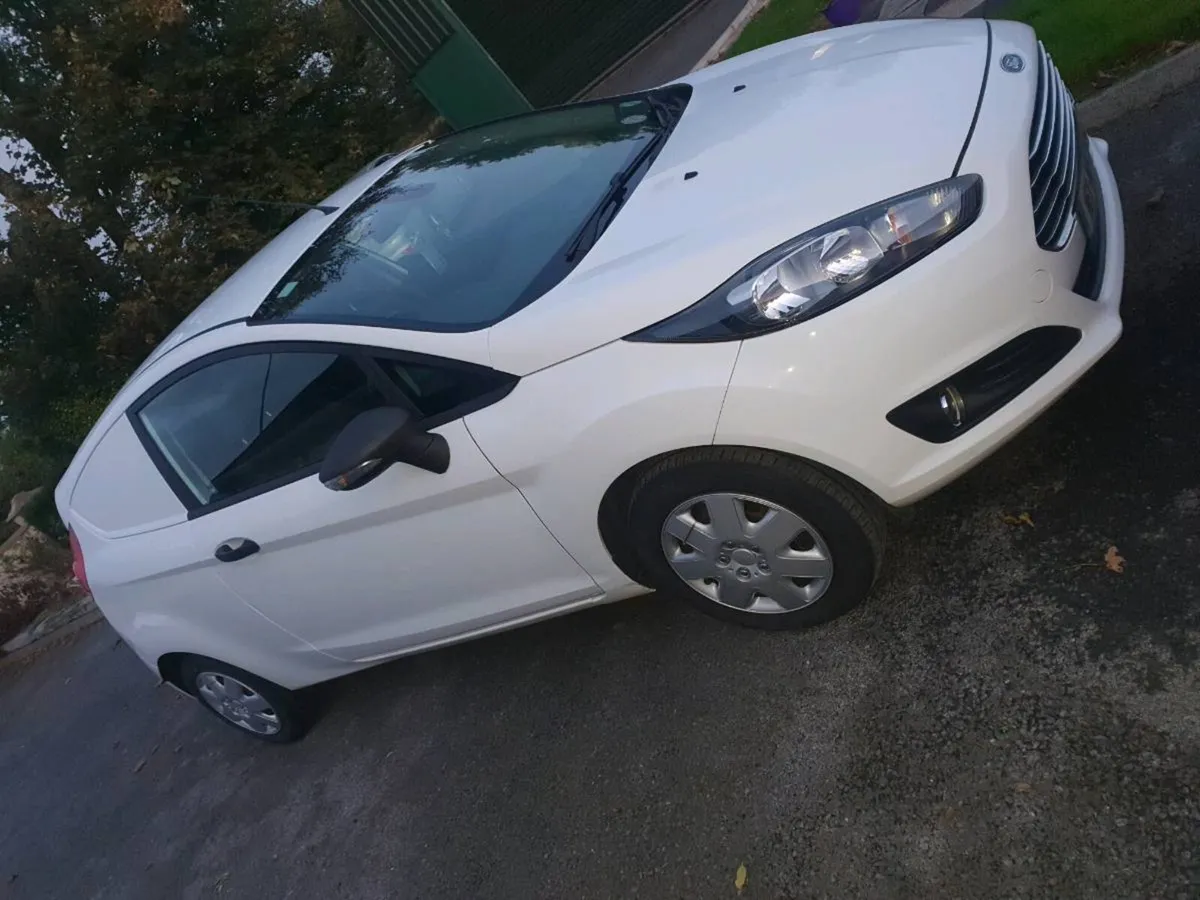 Ford Fiesta Diesel Van ,New Test  Today & Taxed - Image 3