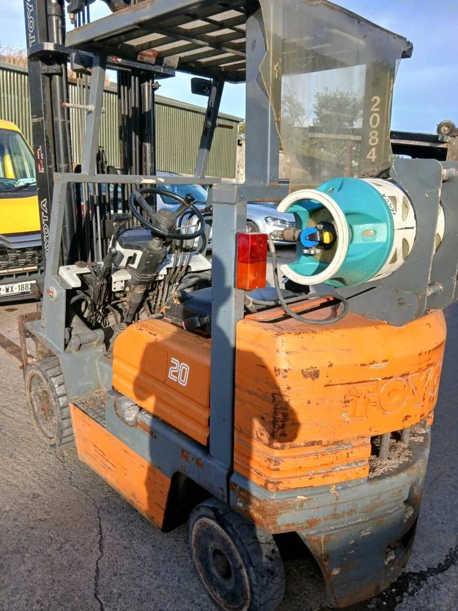 Toyota forklift - Image 4