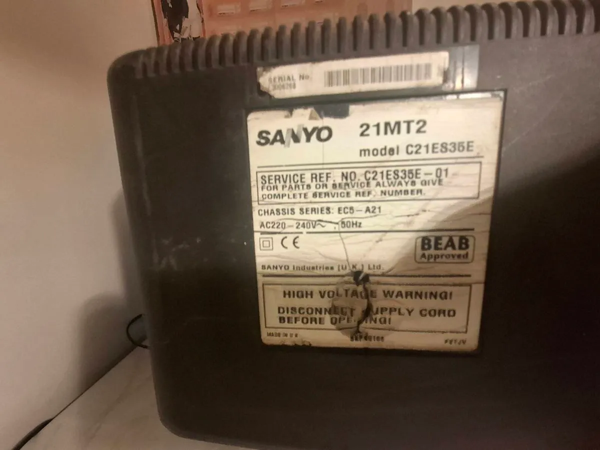 Sanyo 21" CRT TV - Image 4