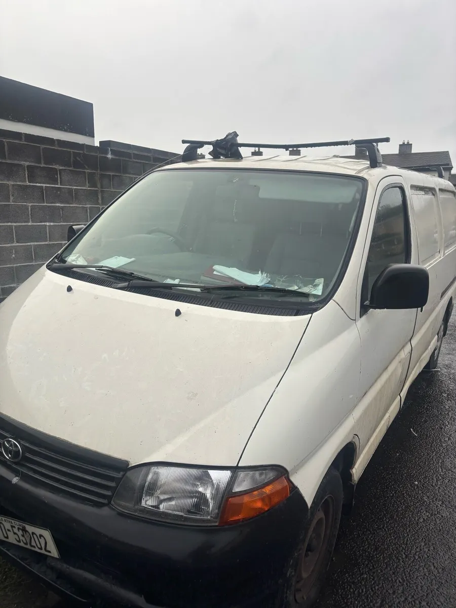 Toyota hiace - Image 2